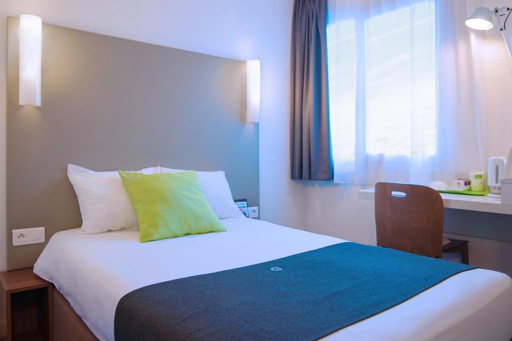 Campanile Creteil Centre Hotel Kültér fotó