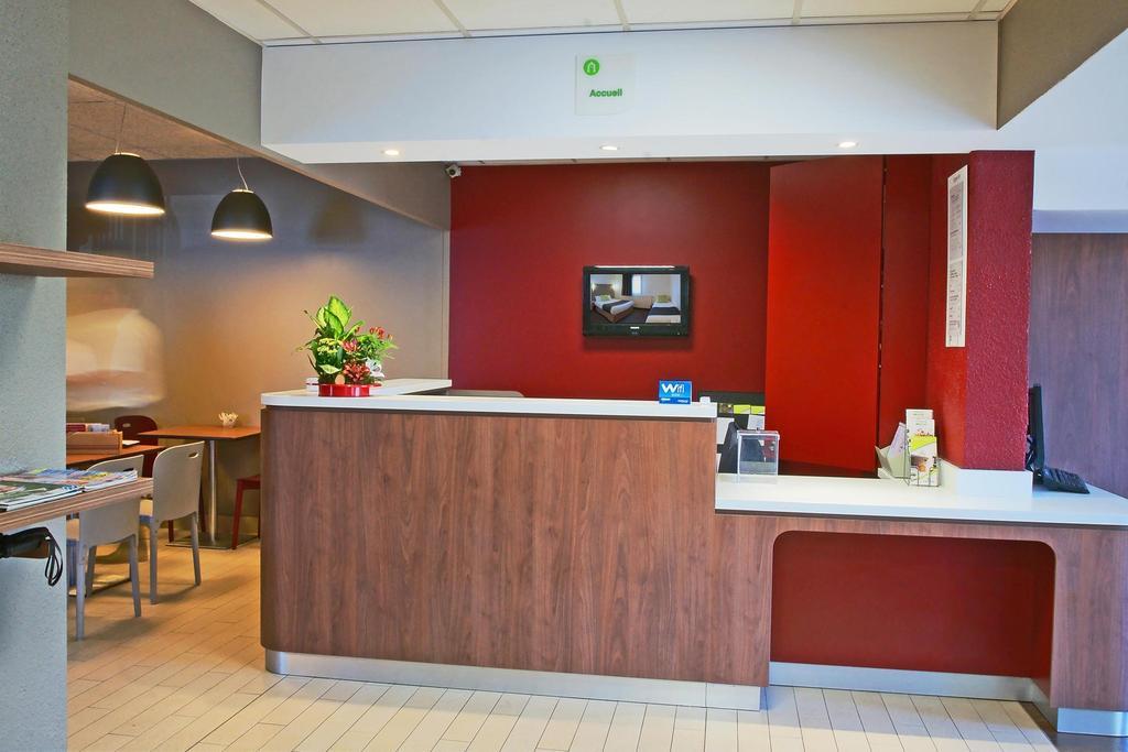Campanile Creteil Centre Hotel Kültér fotó