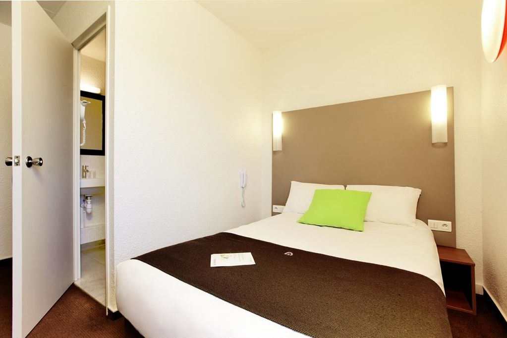 Campanile Creteil Centre Hotel Kültér fotó