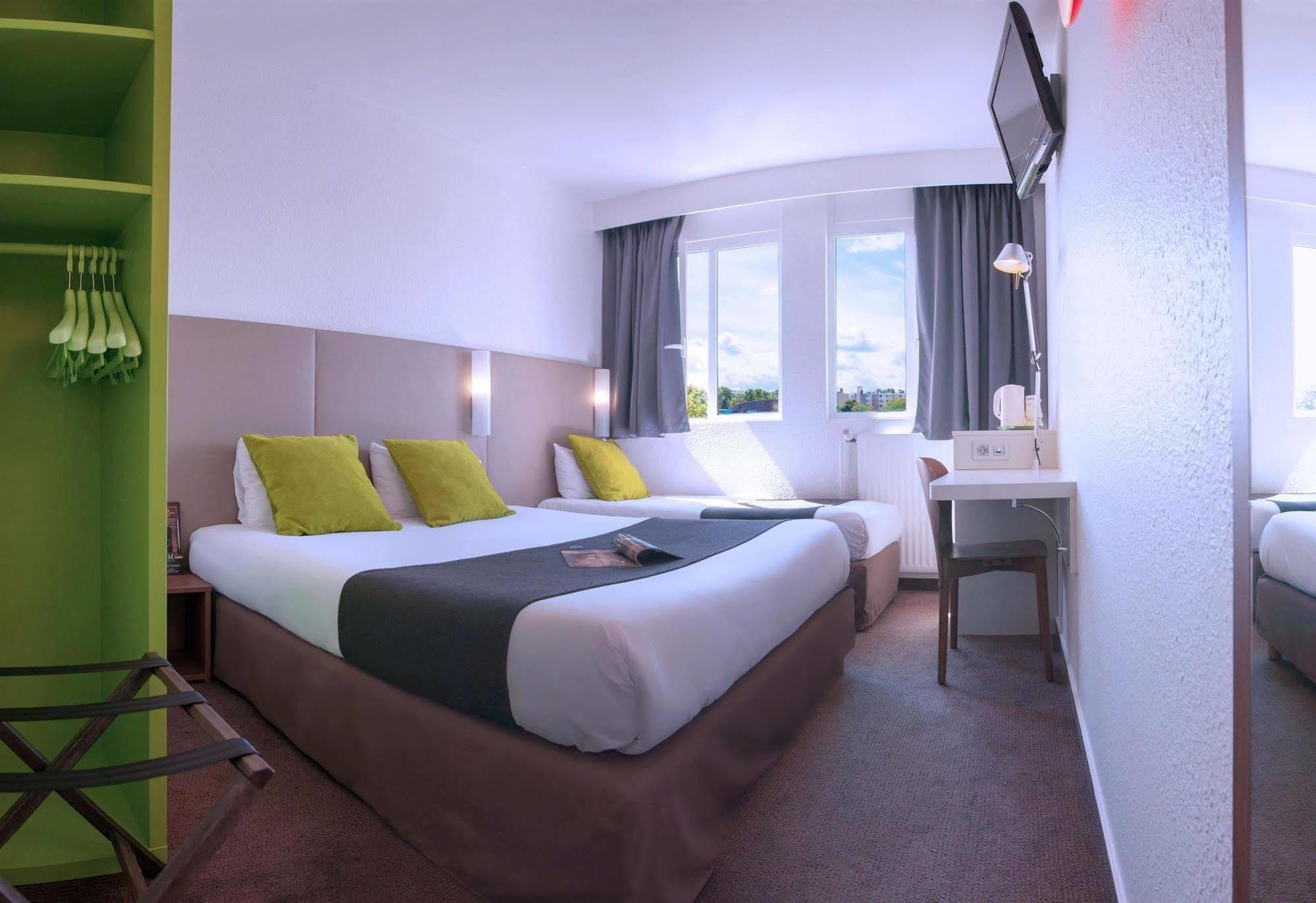 Campanile Creteil Centre Hotel Kültér fotó