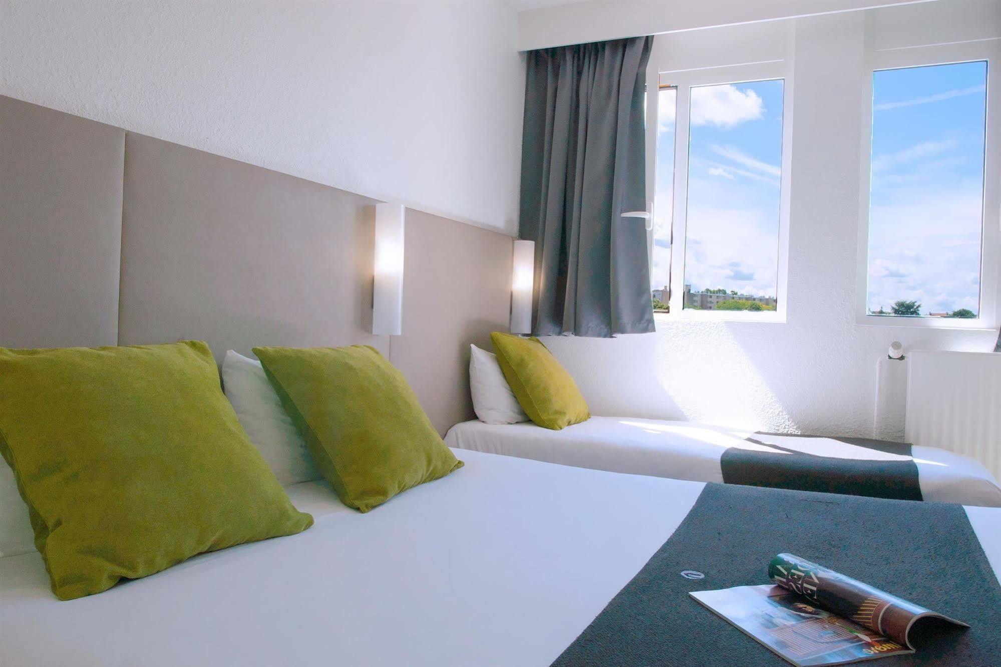 Campanile Creteil Centre Hotel Kültér fotó